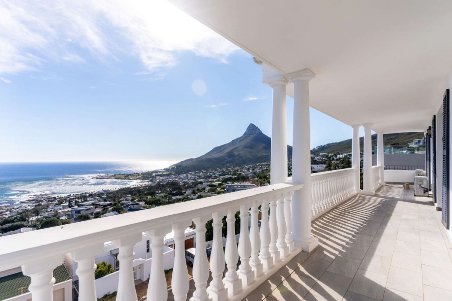 To Let 4 Bedroom Property for Rent in Camps Bay Western Cape